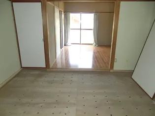 コーポ岡富【1階】の内装