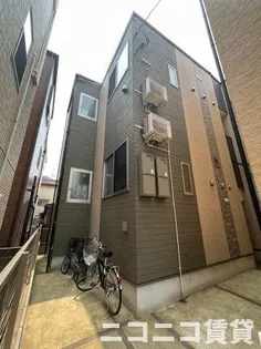 ハーモニーテラス中川【2階】の外観