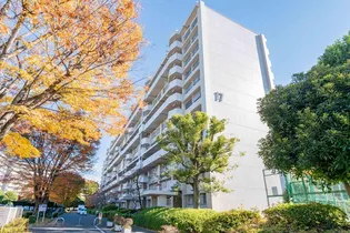 昭島つつじが丘ハイツ北17号棟【3階】の外観