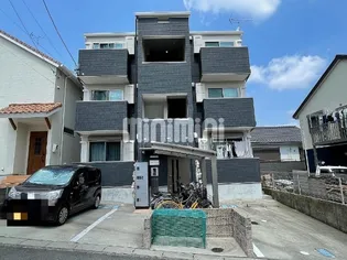 アドラブールの画像