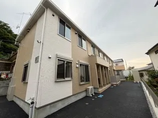 神奈川県高座郡寒川町岡田8【アパート】の外観