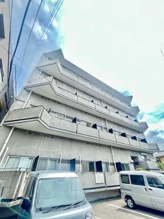 レスポワール鴨池【1階】の外観