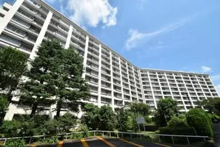 烏山南住宅1号棟の画像