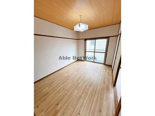 ベリーハイツの居間