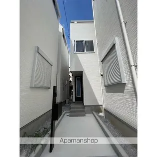 神奈川県川崎市高津区新作4【一戸建】の外観