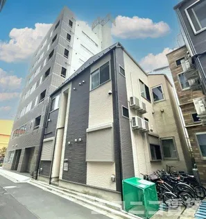 インフィニティ根岸【2階】の外観