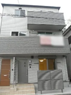 神奈川県横浜市西区岡野1【一戸建】の外観
