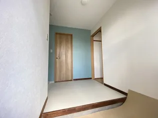 オアシス南坂部【1階】の玄関