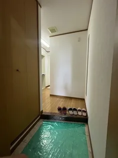 岩崎館【5階】の玄関