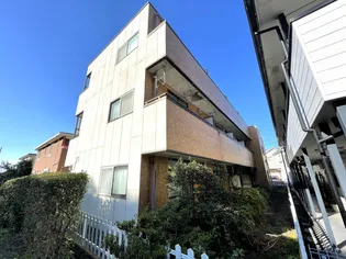 グリーンヒル多摩【1階】の外観