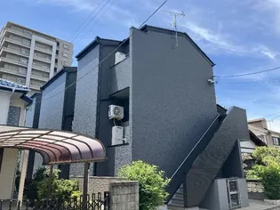 千葉県松戸市新松戸2【アパート】の外観