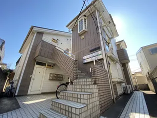 ステップ大泉【2階】の外観