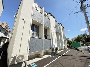 スターチス【2階】の外観