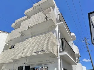 ロイヤルレジデンス【3階】の外観