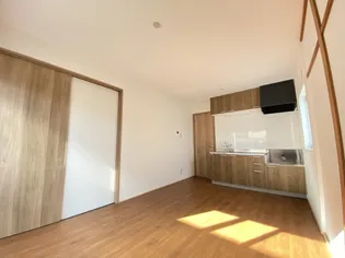 オアシス南坂部【1階】の居間