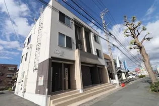 シュティルの画像