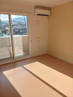 グリーンヒルサイドハウスイン【1階】の居間