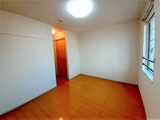 アンビエンス【2階】の内装