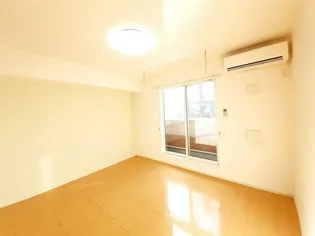 アンビエンス【2階】の居間