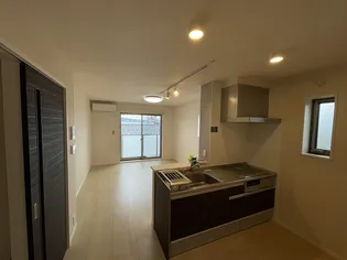 ヴィラ グリック【3階】の居間