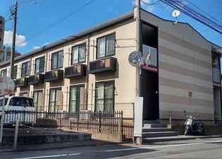 レオパレスオークトゥリーズ【1階】の外観