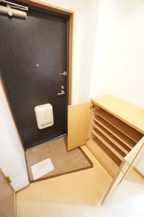 ライベクスト35【1階】の玄関