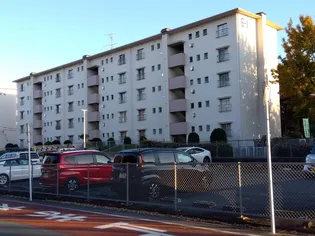 西三田団地6街区1号棟405号室【4階】の外観