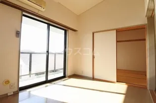 ウェイビィ森田I【2階】の居間