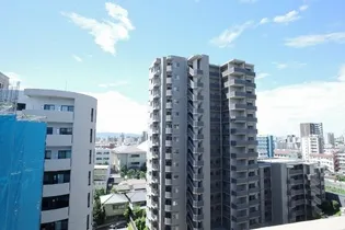 オーネスト九品寺【7階】の外観