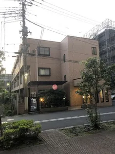 ラティーダ下並木の画像