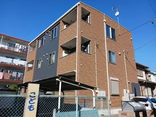 リラ トゥルペの画像