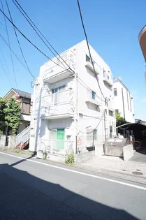 ベルコート共和【1階】の外観