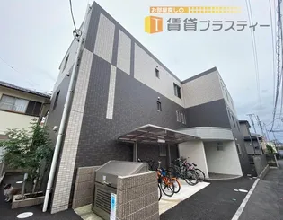 スカイコンフォートイチカワ【2階】の外観
