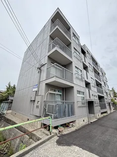 館出マンション【1階】の外観