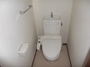 オーチャードタウン A棟【1階】の内装