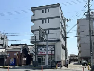 サン・ウエストくら【4階】の外観