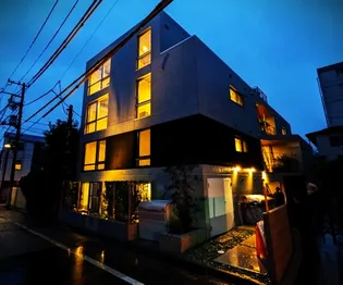 東京都新宿区西落合2【マンション】の外観