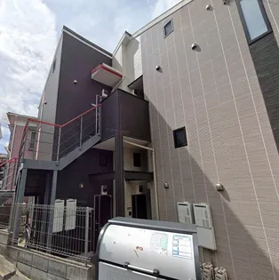 神奈川県横浜市神奈川区六角橋4【アパート】の外観