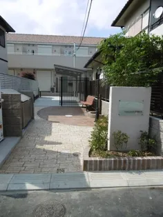 タウンコート二十世紀が丘の外観