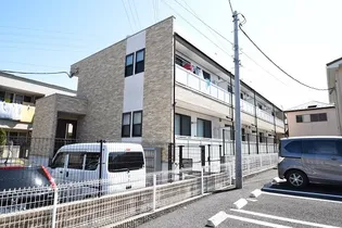 リブリ クレラーレの画像