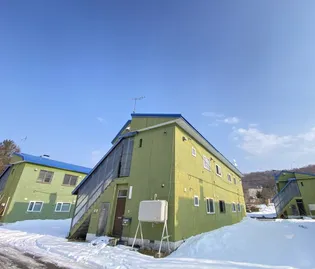 北海道夕張市鹿の谷3【アパート】の外観