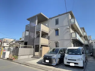 カサブランカ駒岡【3階】の外観