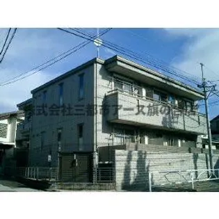 ブランドール中根【2階】の外観