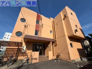 スカイパレスの外観