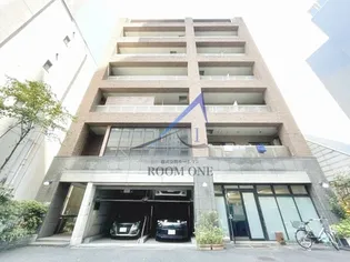 東京都新宿区市谷本村町【マンション】の外観