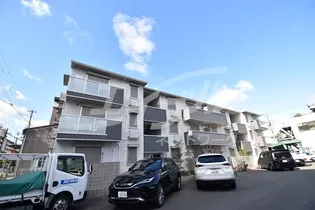 ラ メェール鶴見の外観