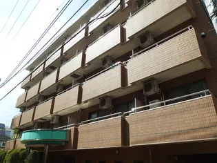 白金舘【1階】の外観