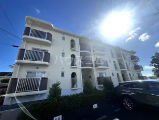 コートビレッジ山手A【2階】の外観