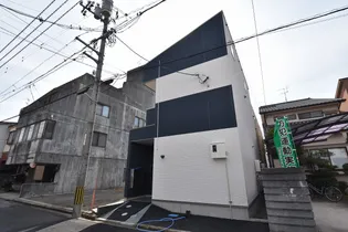 グロワールの外観