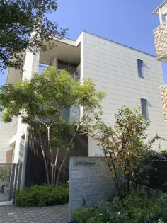 東京都新宿区若葉1【マンション】の外観